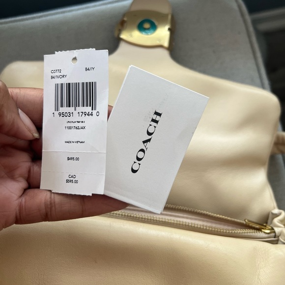 Coach Pillow Tabby Bag 26 - Picture 7 of 11